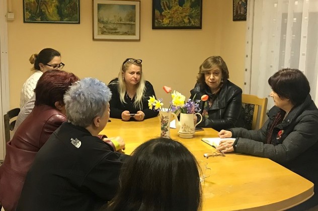 Варна: Общинският съветник от ГЕРБ Марица Гърдева съдейства за откриването на пункт за карти за градския транспорт в село Тополи