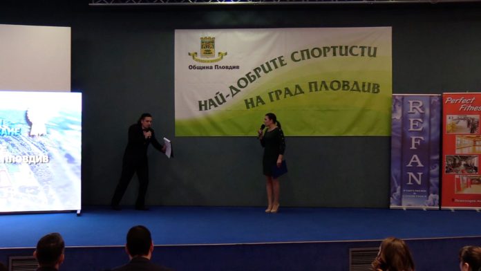 ВИДЕО: Голът на Неделев от центъра влезе и в церемонията за „Спортист на Пловдив“