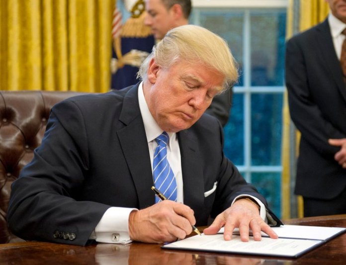 Доналд Тръмп подписа указа за създаването на американски космически войски