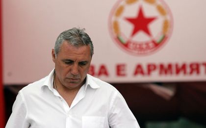 ЦСКА показва как ще изглежда статуята на Стоичков