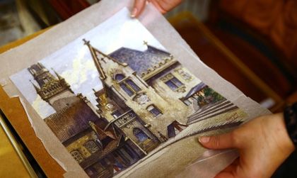 От 130 евро до 450 хил. за 30 картини на Адолф Хитлер