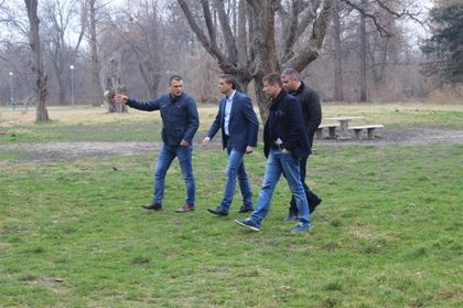 Чистят Розариума - ще е входното бижу на Зоопарка