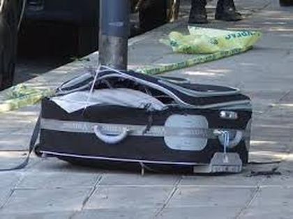 Изоставен куфар вдигна на крак полицията в София