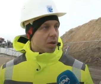 Строят ваканционен комплекс на плаж, за да не падне пътя