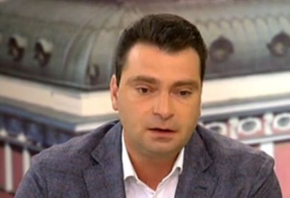 След 6-часовия пленум на БСП: Има ли напрежение в столетницата?