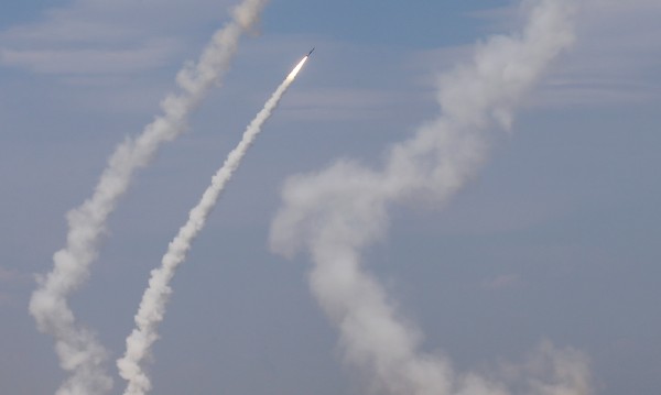 На път за Китай: Буря повредила части от С-400