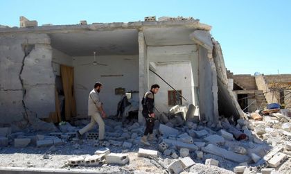 Нов въздушен удар по сирийския град Хан Шейхун