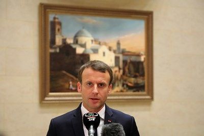 Макрон за Джони Холидей: Франция загуби последния си идол и своя национален герой