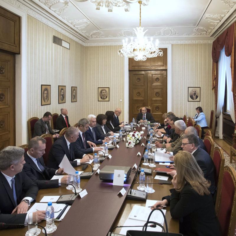 Посветеният на корупцията КСНС без общо становище на участниците в него (ОБЗОР)