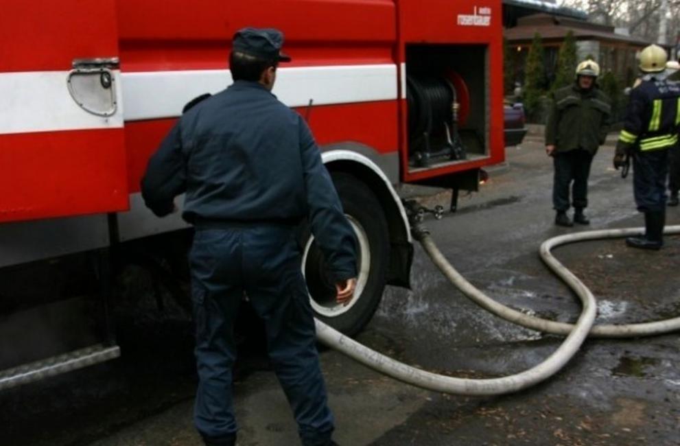 Пожар в Раднево унищожи гараж и инструменти