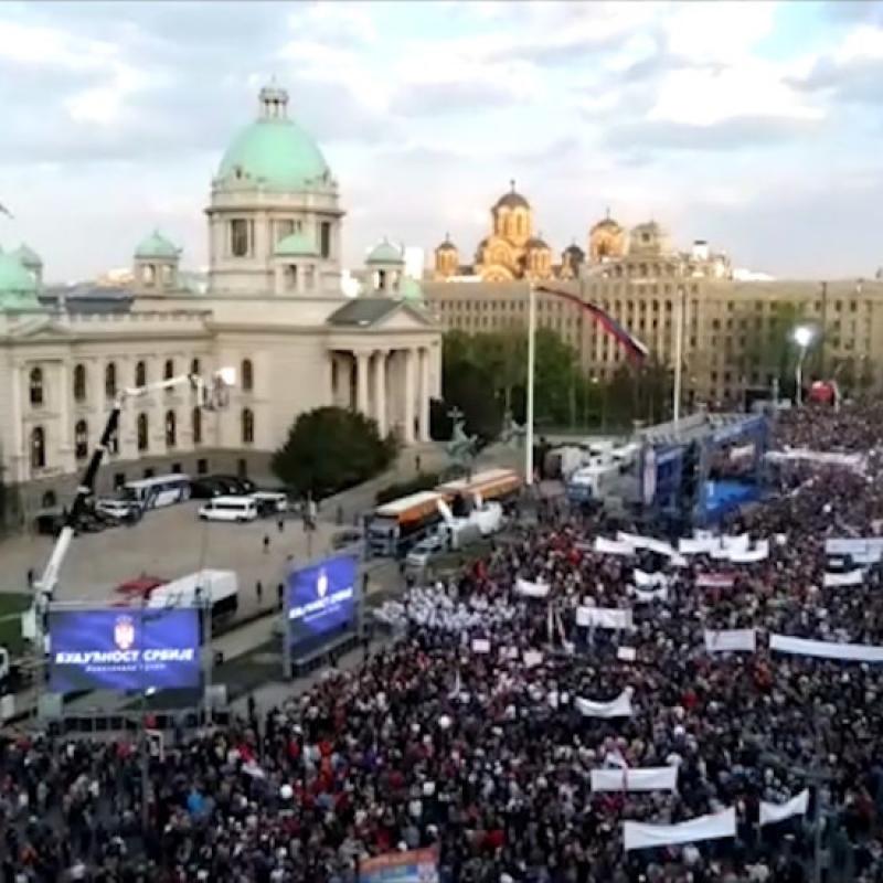 „24 Вести“(Македония): В Белград се провежда митинг на управляващата коалиция