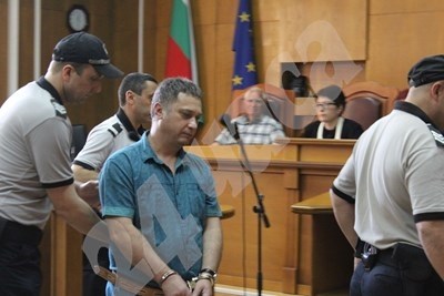 Гледат отново делото срещу мъж, заклал жена си на кръстовище в Пещера