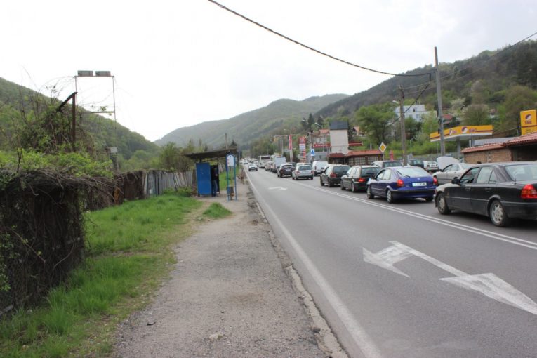 Катастрофа блокира изхода на София към Перник