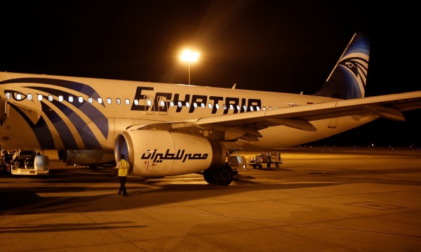 Едва ли самолетът на EgyptAir е бил свален