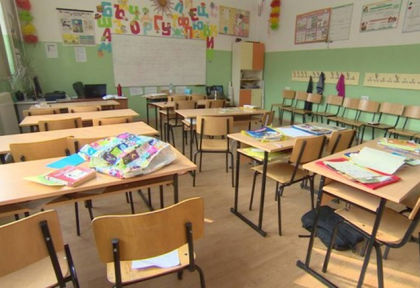 От МОН обявиха много важна промяна в училищата, вкарват...