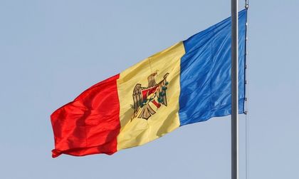 Хиляди в Кишинев за обединяване на Молдова и Румъния