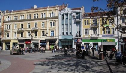 Много вино ще се лее днес на Главната улица под тепетата