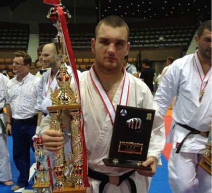 Пловдивчанинът Александър Команов грабна златото от първото KWU първенство на Европа