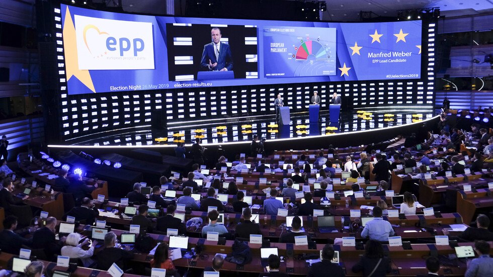 21 страни в ЕС избираха своите евродепутати в неделя