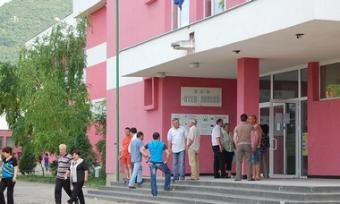 Куклен избира само кмет на общината, 28 % вече пуснаха бюлетина