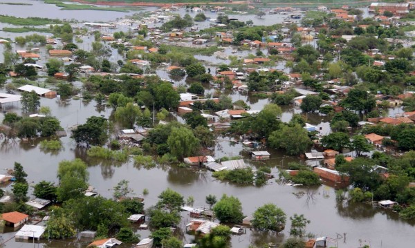 След водния ад в Парагвай – градче стана остров