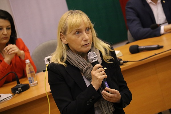 Европейски избори 2019: Елена Йончева: Няма да позволим Летище „София” да бъде дадено на концесия в ущърб на националния интерес