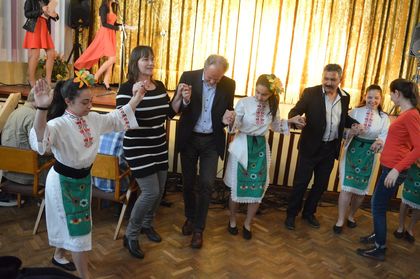 Посланикът на Дания и четирима кметове откриха обновено читалище в пловдивско село (СНИМКИ)