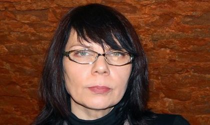 Оцеляла от взрива: Нещо ме удари по главата, косата ми се запали!