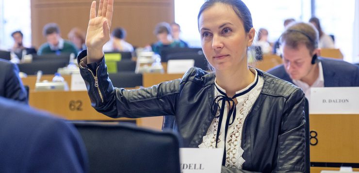 Ева Майдел: Приближаваме се към пълното премахването на двойните стандарти