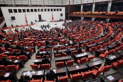 Anadolu Agency: Турският парламент ратифицира нов закон за военната служба, срокът й е намален