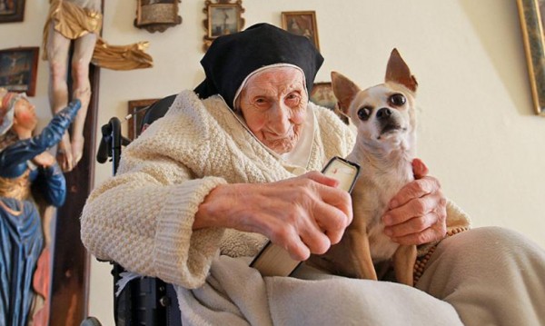 Сестра Конрада на 110 години: С вяра в Бог и чаша червено вино!?