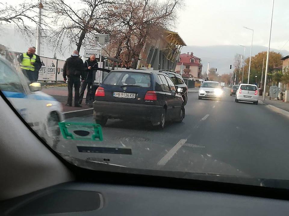 Мъж е починал след катастрофата на Коматевско шосе (СНИМКИ)