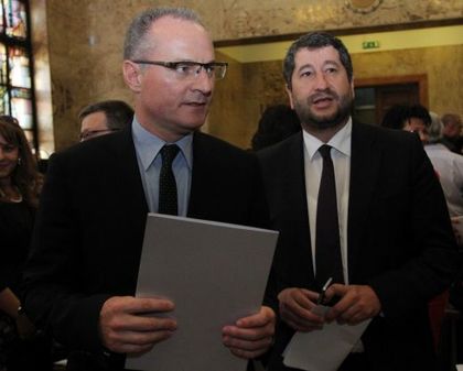 Заговор: Христо Иванов насъскал Лозан Панов да покаже SMS-а на журналистите