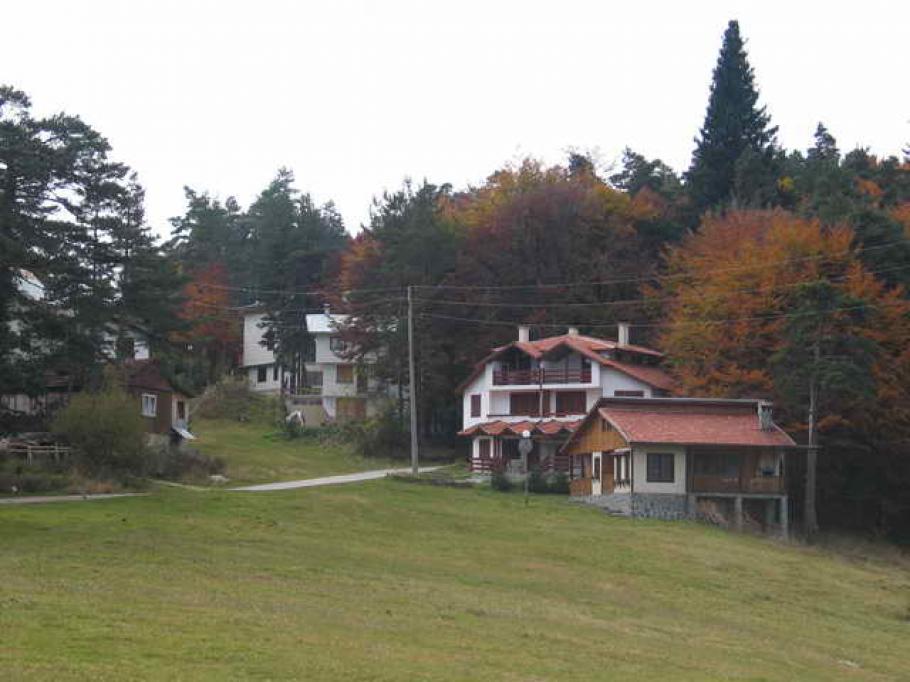 Най-новото село в Родопите, само на 70 км от Пловдив СНИМКИ