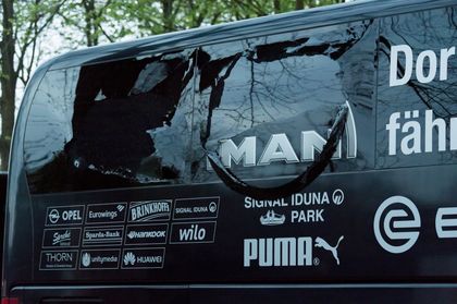 В снимки: Щетите по автобуса на Борусия Дортмунд