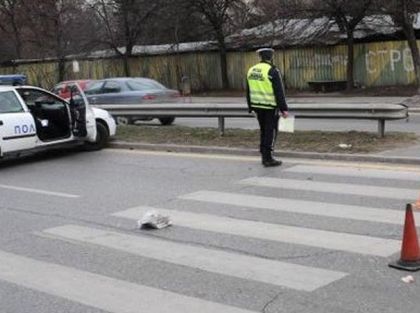 "Шевролет" блъсна пешеходец и духна в неизвестена посока