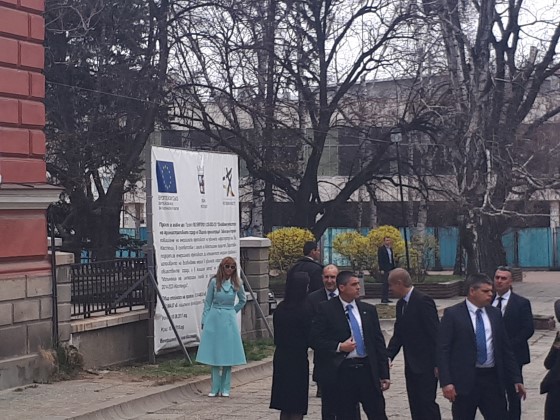 Президентът Румен Радев беше посрещнат в Кюстендил от кмета на Общината Петър Паунов