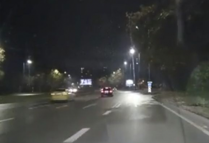 Джигити изправиха косите на варненци с опасната си гонка (ВИДЕО)