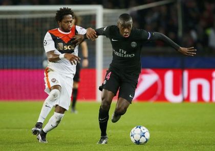 ПСЖ с лекота наказа Шахтьор