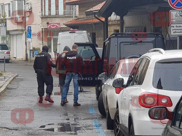 Прокуратурата повдигна обвинение на 8 от арестуваните при вчерашната спецакция, призна, че са свързани с фен клуба на Левски