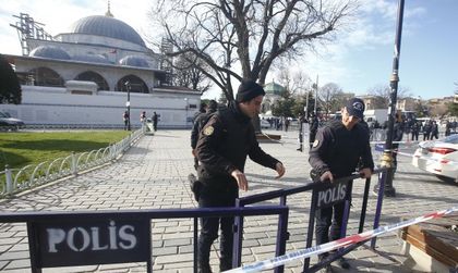 BG очевидец в Истанбул: Земята се разтресе, хората падаха покосени!