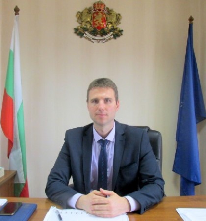 Пазарджик: Областният управител Стефан Мирев ще се срещне с ръководството на МРРБ за ремонта на пътя за с. Нова Махала – с. Фотиново