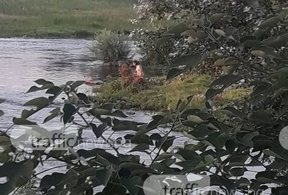 Явно стана модерно в Пловдив! Гола жена се разходи по брега на Марица СНИМКИ
