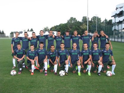 България побeди Естония с дузпи при U16! Съдиите пак с балтии срещу нашите!