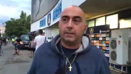 Всички чакаха ТОВА ВИДЕО: Вижте как Томислав Русев, левскар №1 сред журналистите, оплака Левски!