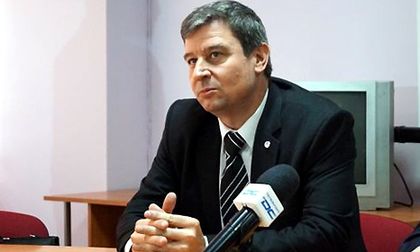 Синдикат "Образование" иска преосмисляне на текстове от Закона за образованието