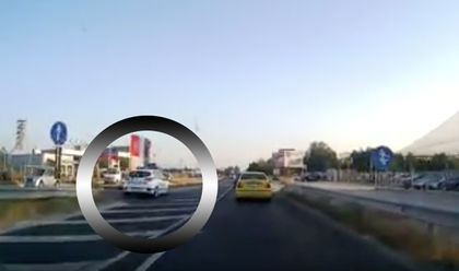ВИДЕО: В нарушение ли са тези пловдивски полицаи?