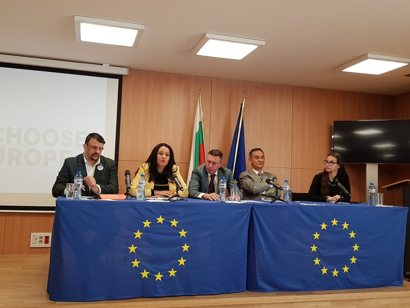 Лиляна Павлова, ГЕРБ: Ключът за това каква Европа искаме е в ръцете на младите хора