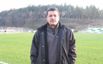 Вихрен Сандански и Локо Мездра направиха хикс в контрола