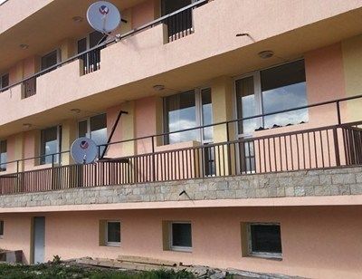 Собственичката на къщата на ужасите в Елин Пелин остава в ареста